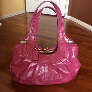 💕Auth Coach Pink Leather Hobo💕